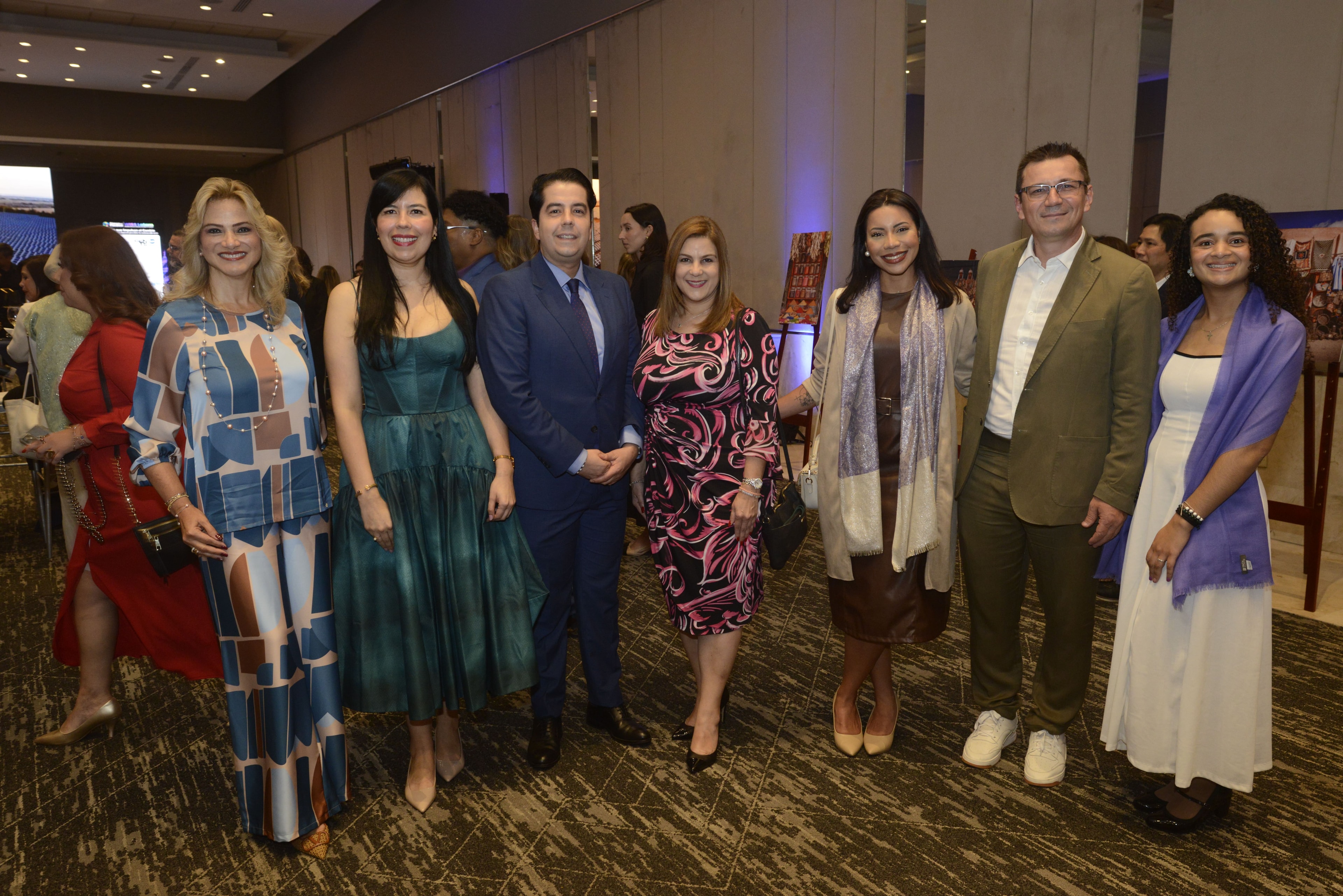 Grupo de asistentes en los WISSLatam Panamá Awards 2026