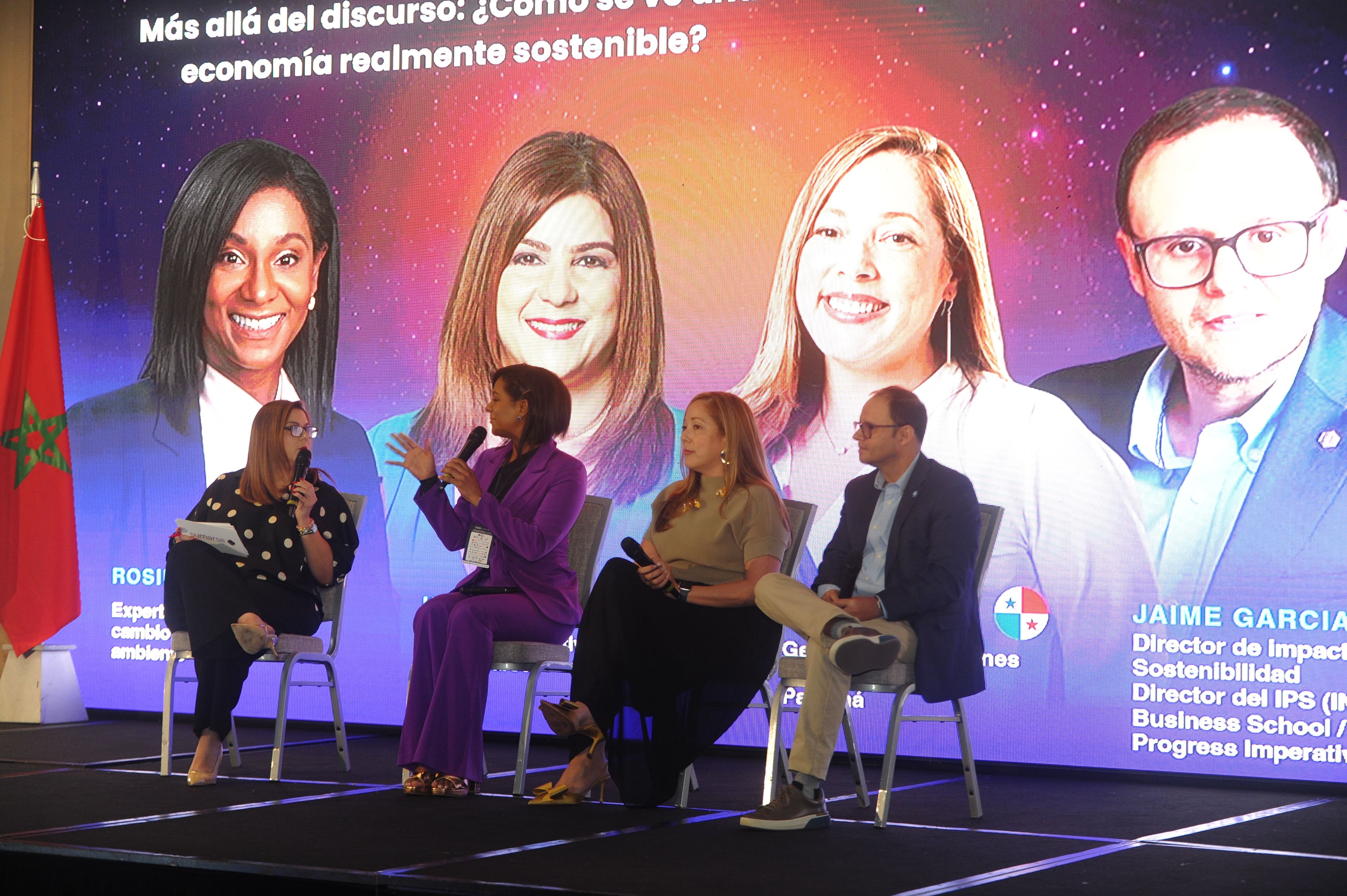 Panel "Más allá del discurso: ¿Cómo se ve una economía realmente sostenible?" con Rosilena Lindo, Karla Mola, Lilia Liu Chung y Jaime García — WISS Latam 2026